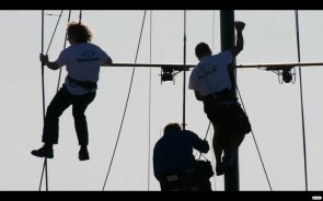 Aloft inspection of carbon fibre rigging